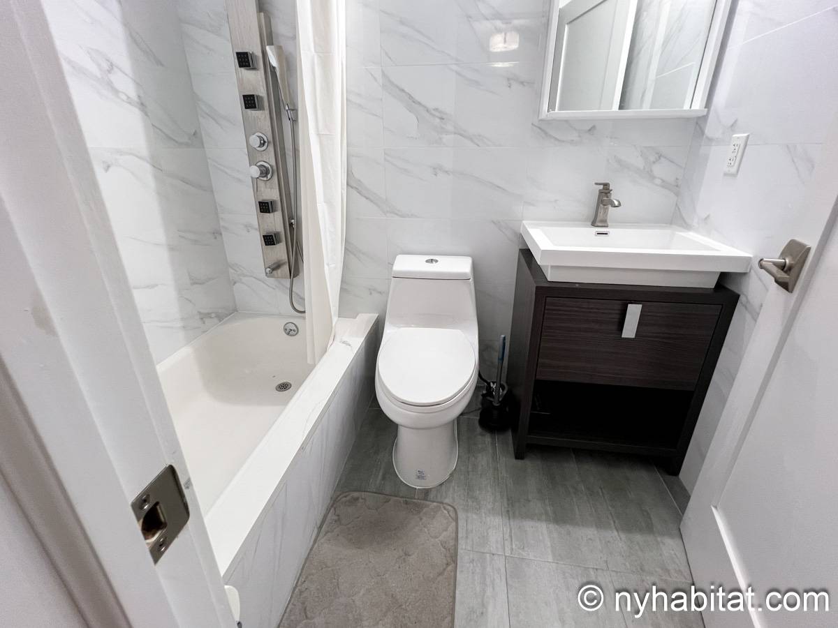 Salle de bain 2 - Photo 2 sur 3