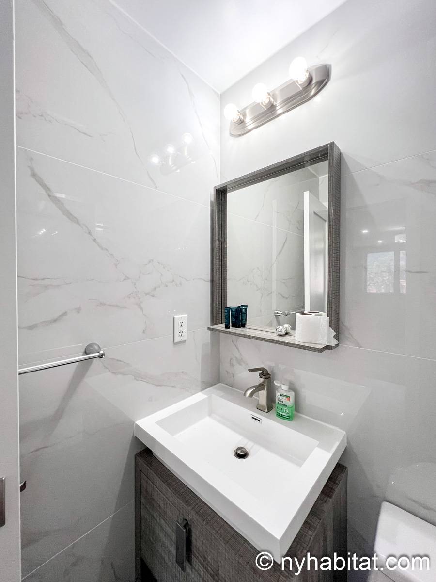 Salle de bain 1 - Photo 2 sur 2