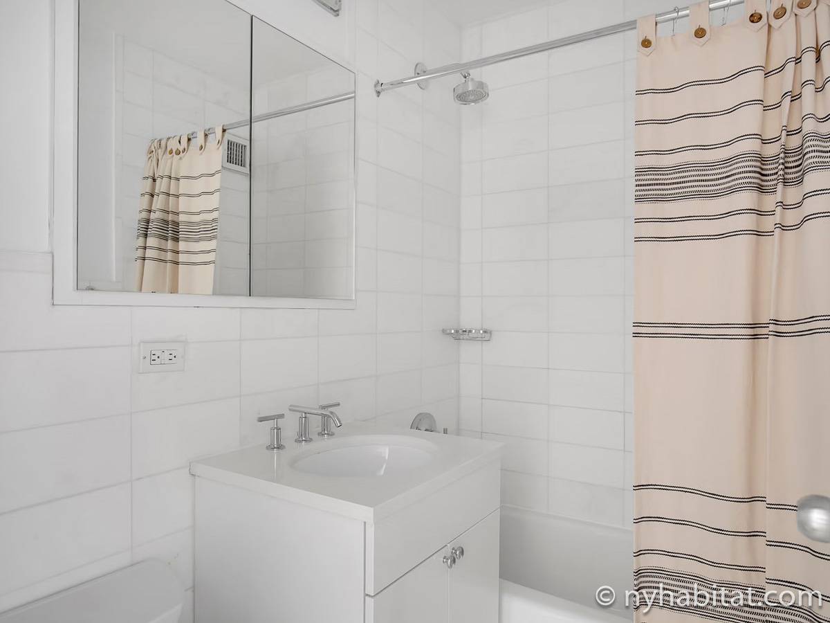 Badezimmer - Photo 1 von 1 Badezimmer - Photo 1 von 1