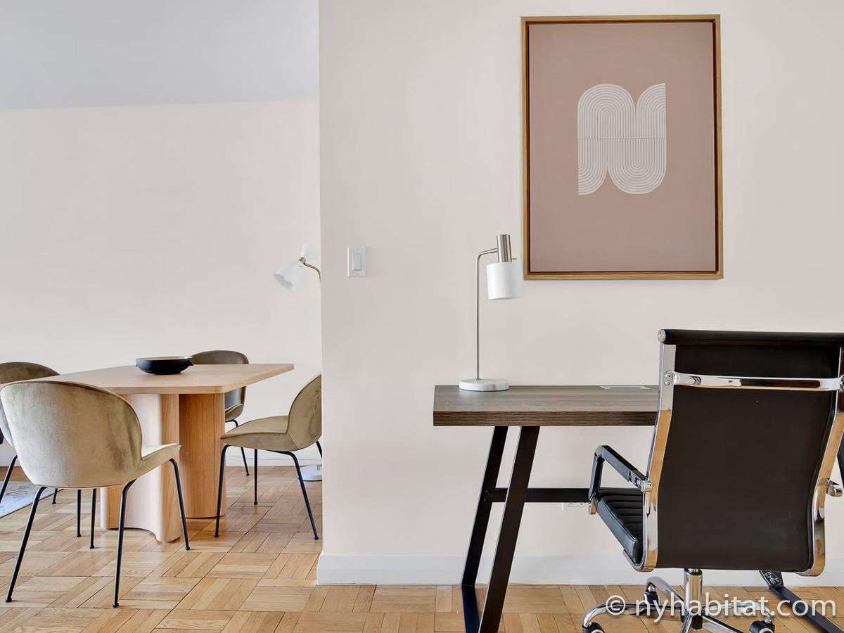 Wohnzimmer - Photo 6 von 7 Wohnzimmer - Photo 6 von 7