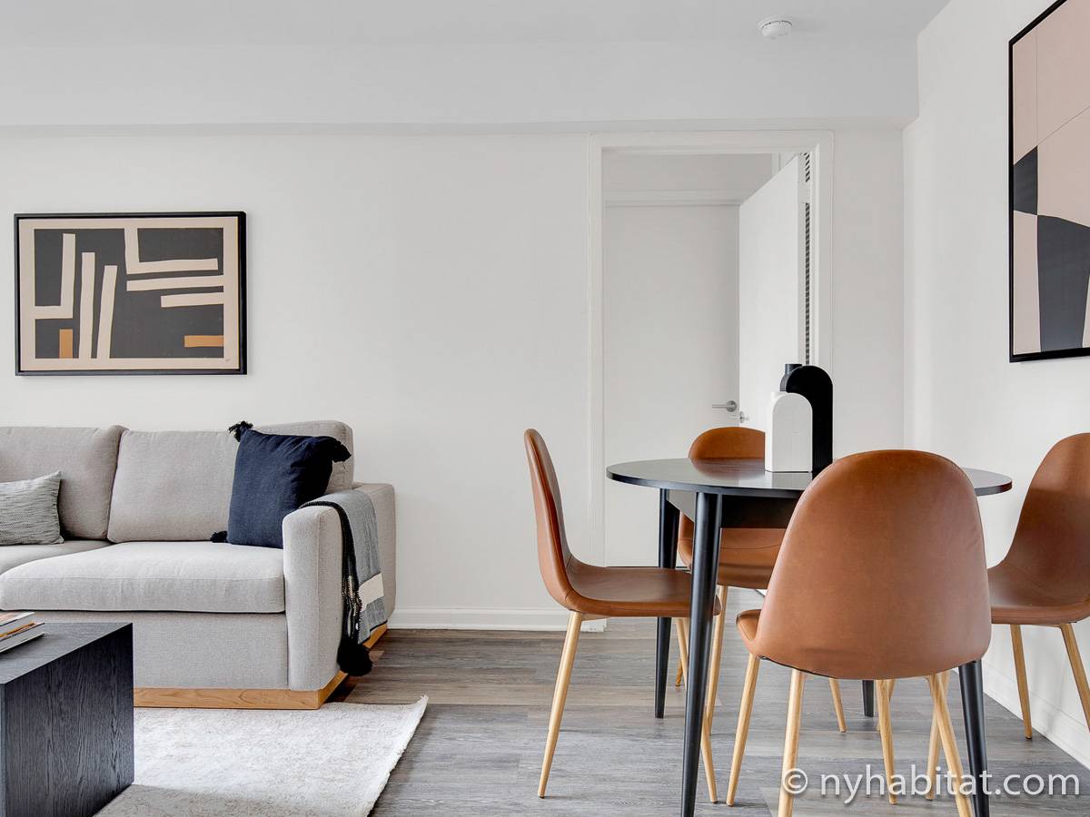 Living room - Photo 3 of 4 Living room - Photo 3 of 4