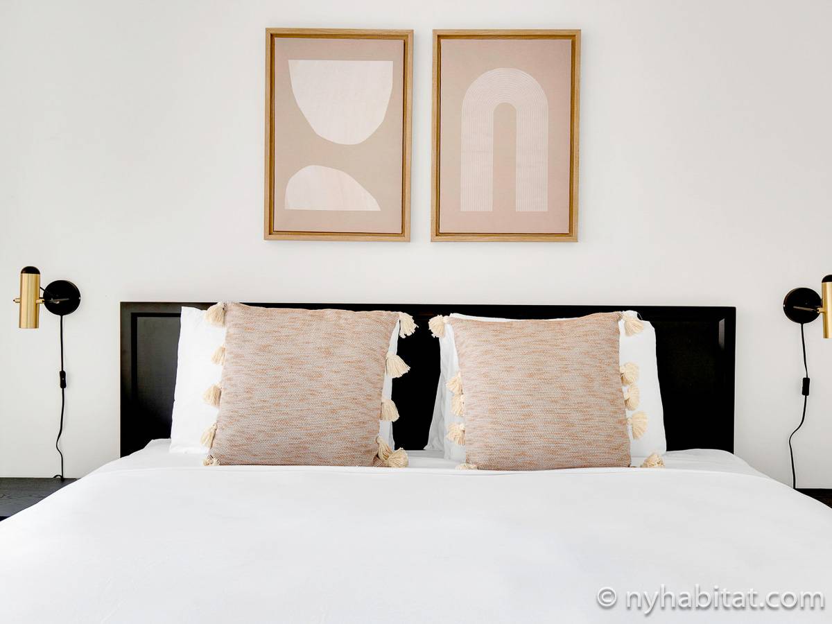 Bedroom 1 - Photo 2 of 4 Bedroom 1 - Photo 2 of 4