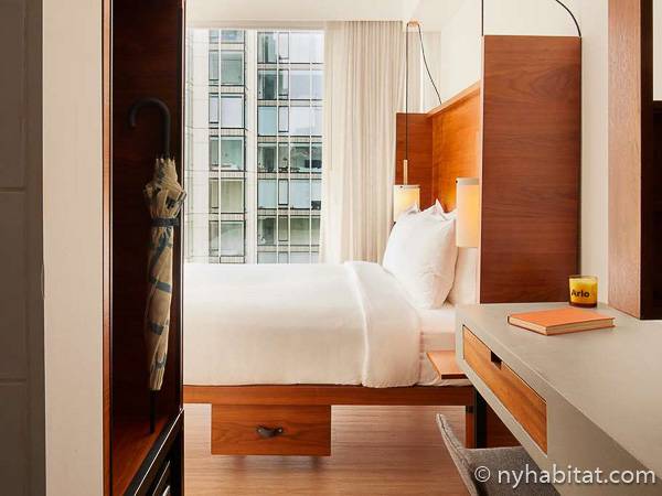 Living room - Photo 2 of 4