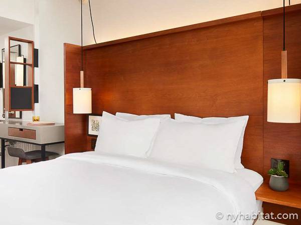 Living room - Photo 2 of 4