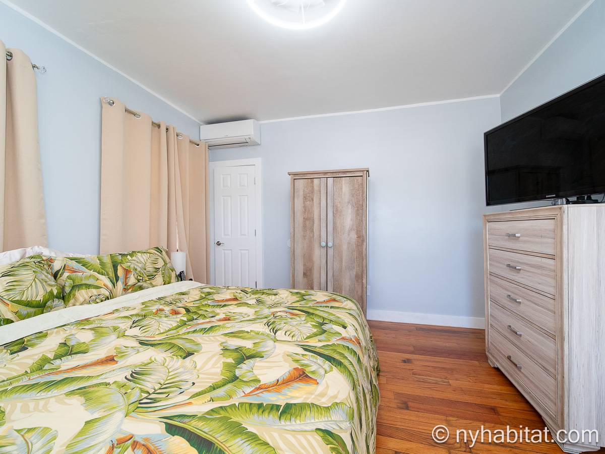 Bedroom 1 - Photo 4 of 6