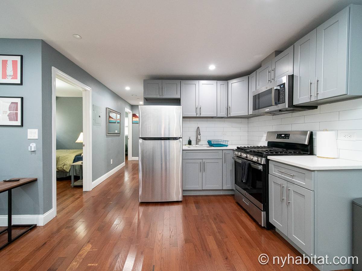 Kitchen - Photo 2 of 4