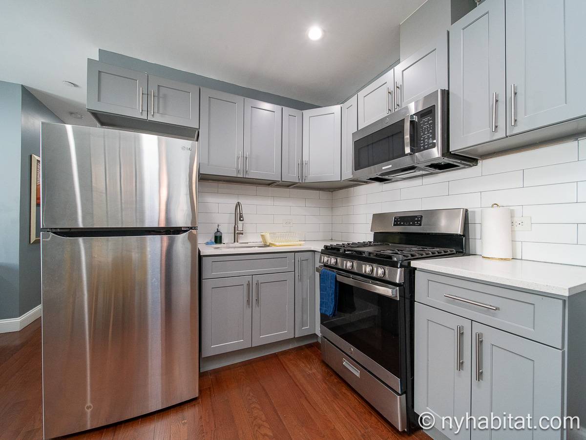 Kitchen - Photo 3 of 3