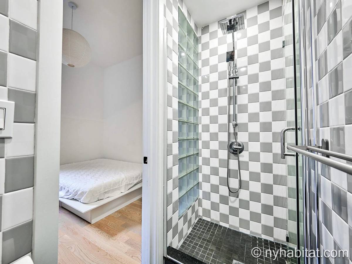 Badezimmer 1 - Photo 2 von 2