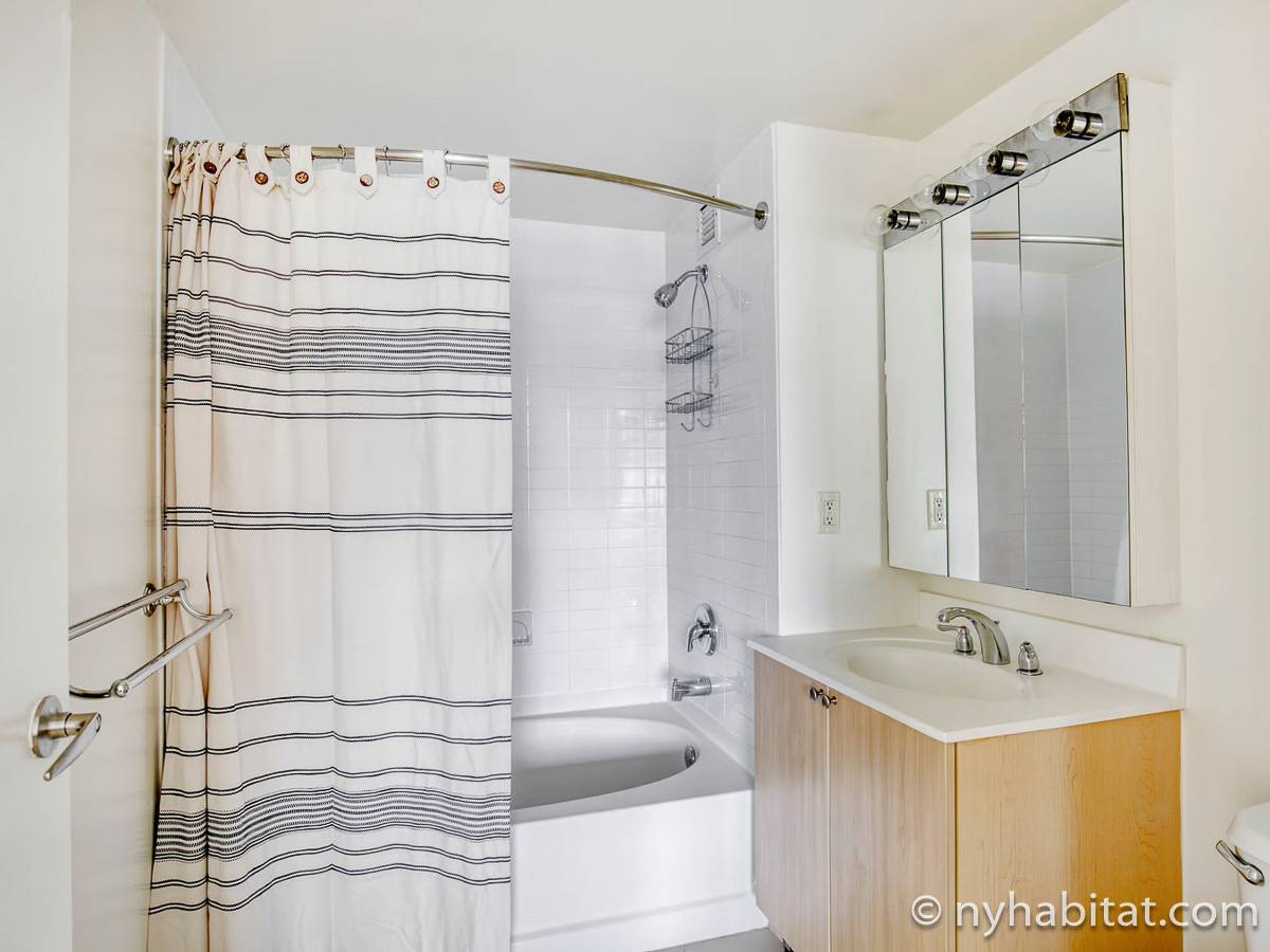 Badezimmer 2 - Photo 1 von 1