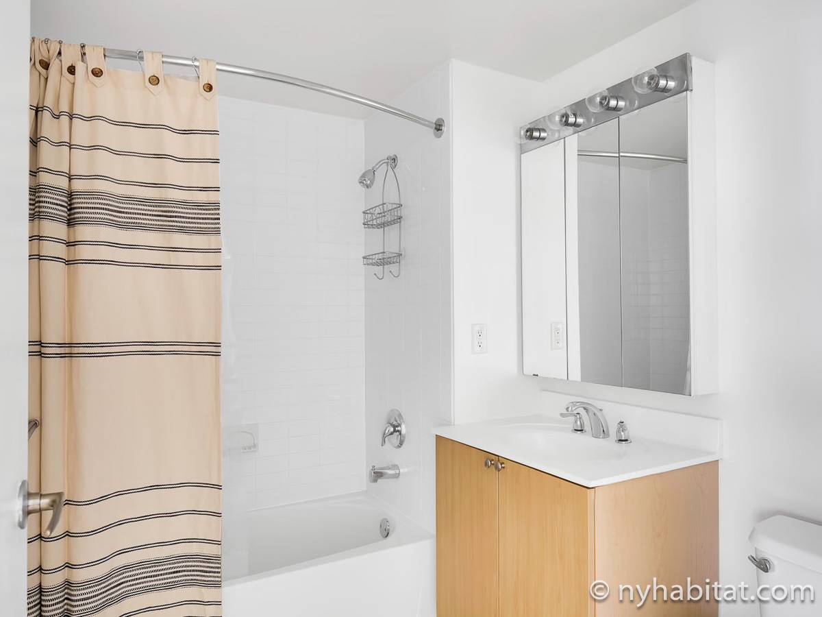 Badezimmer 1 - Photo 1 von 1