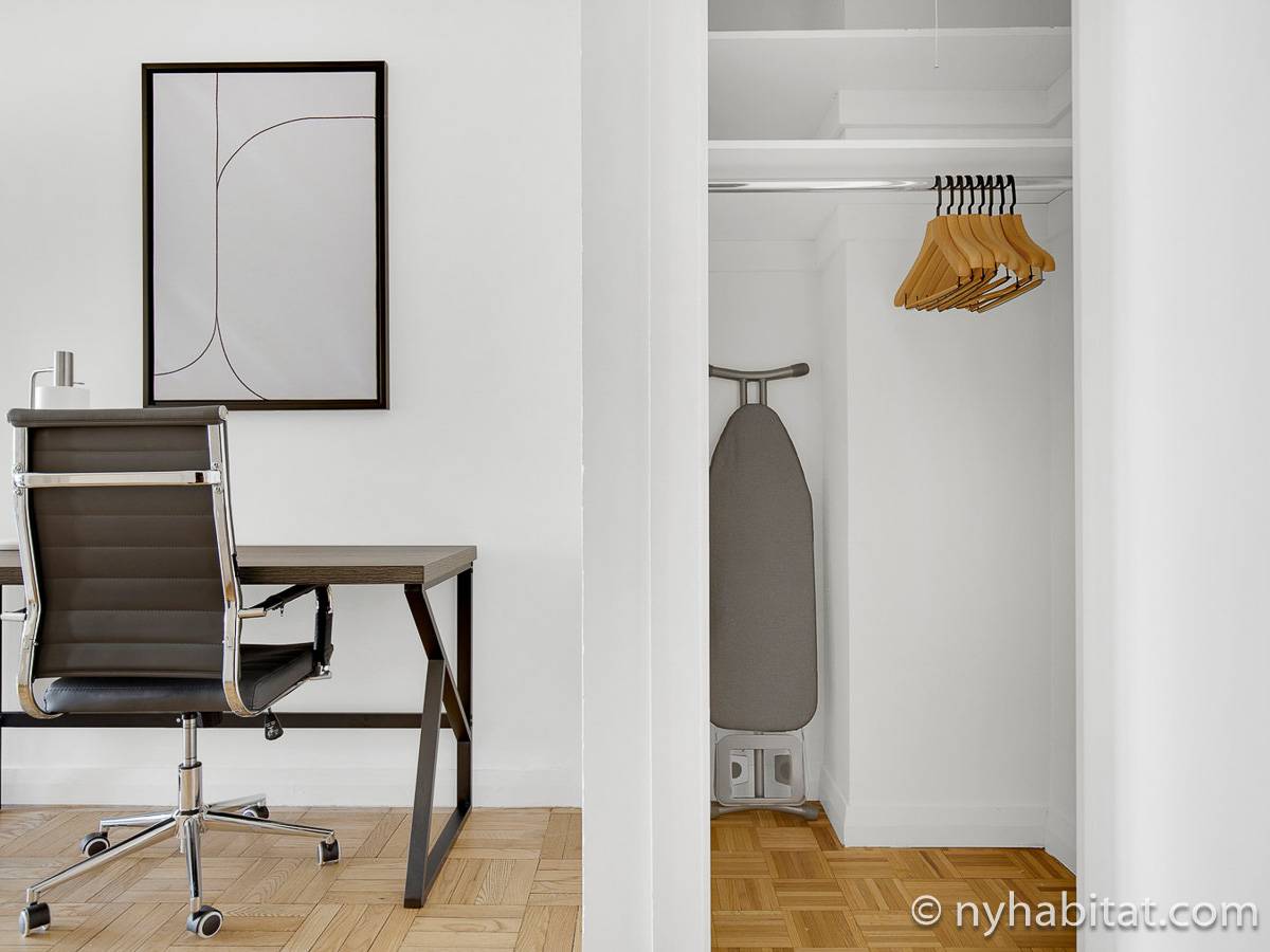 Wohnzimmer - Photo 4 von 6 Wohnzimmer - Photo 4 von 6