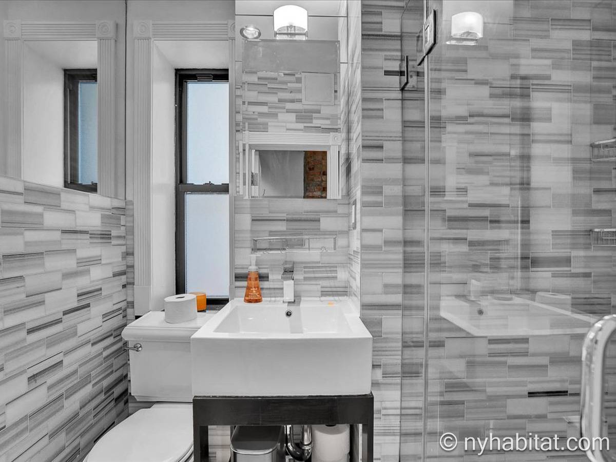Bathroom 1 - Photo 1 of 3