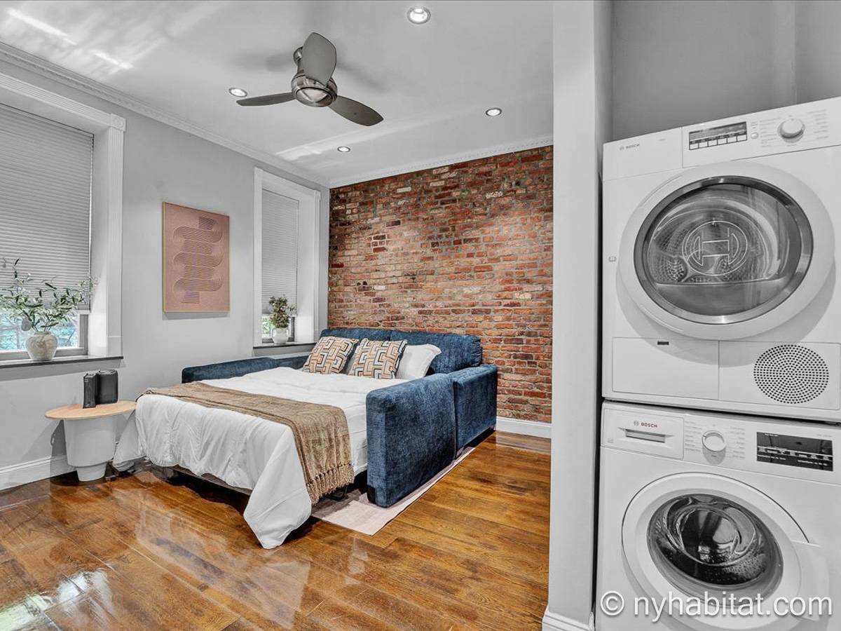 Living room 1 - Photo 5 of 5