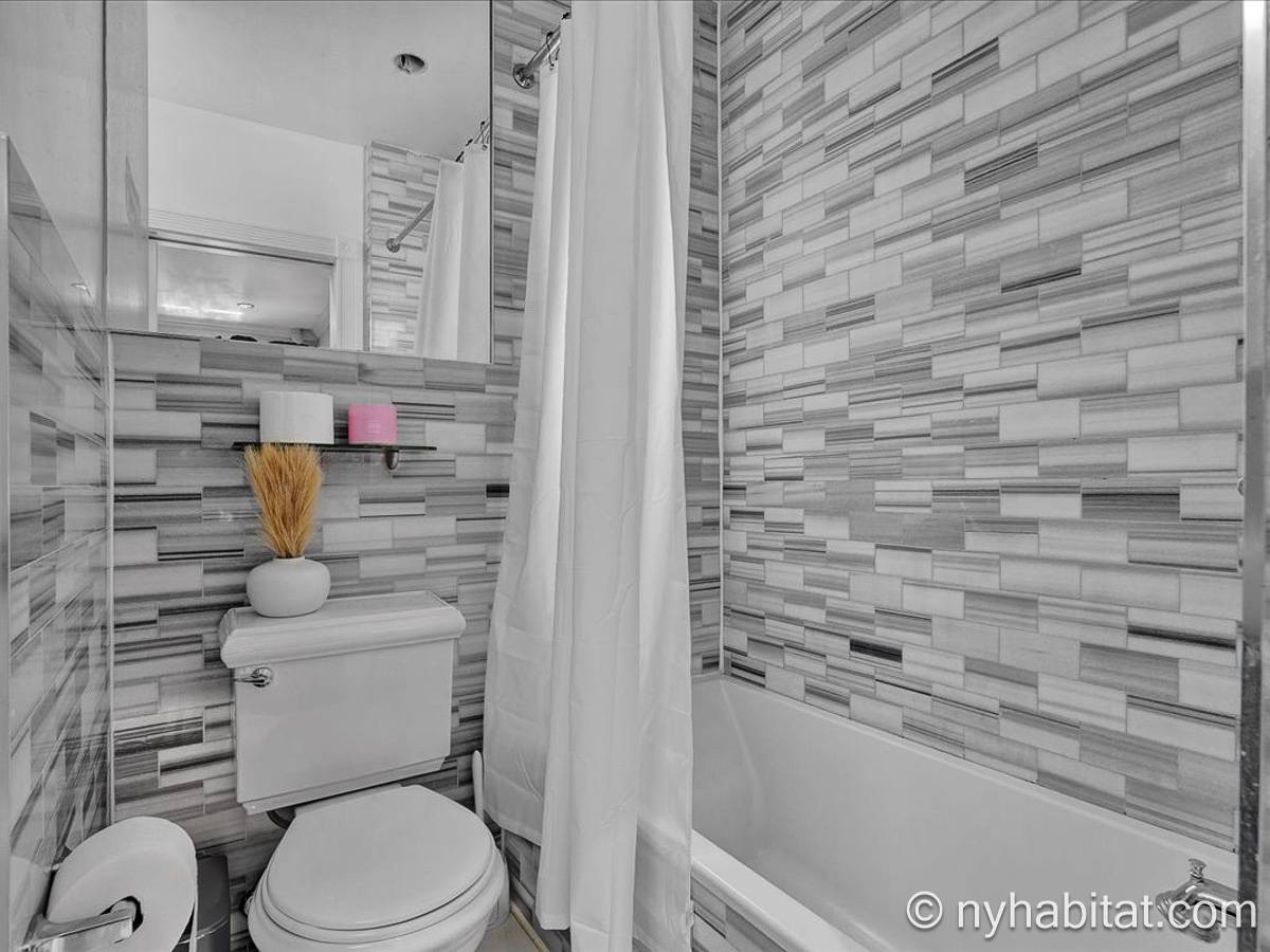 Bathroom 2 - Photo 1 of 2