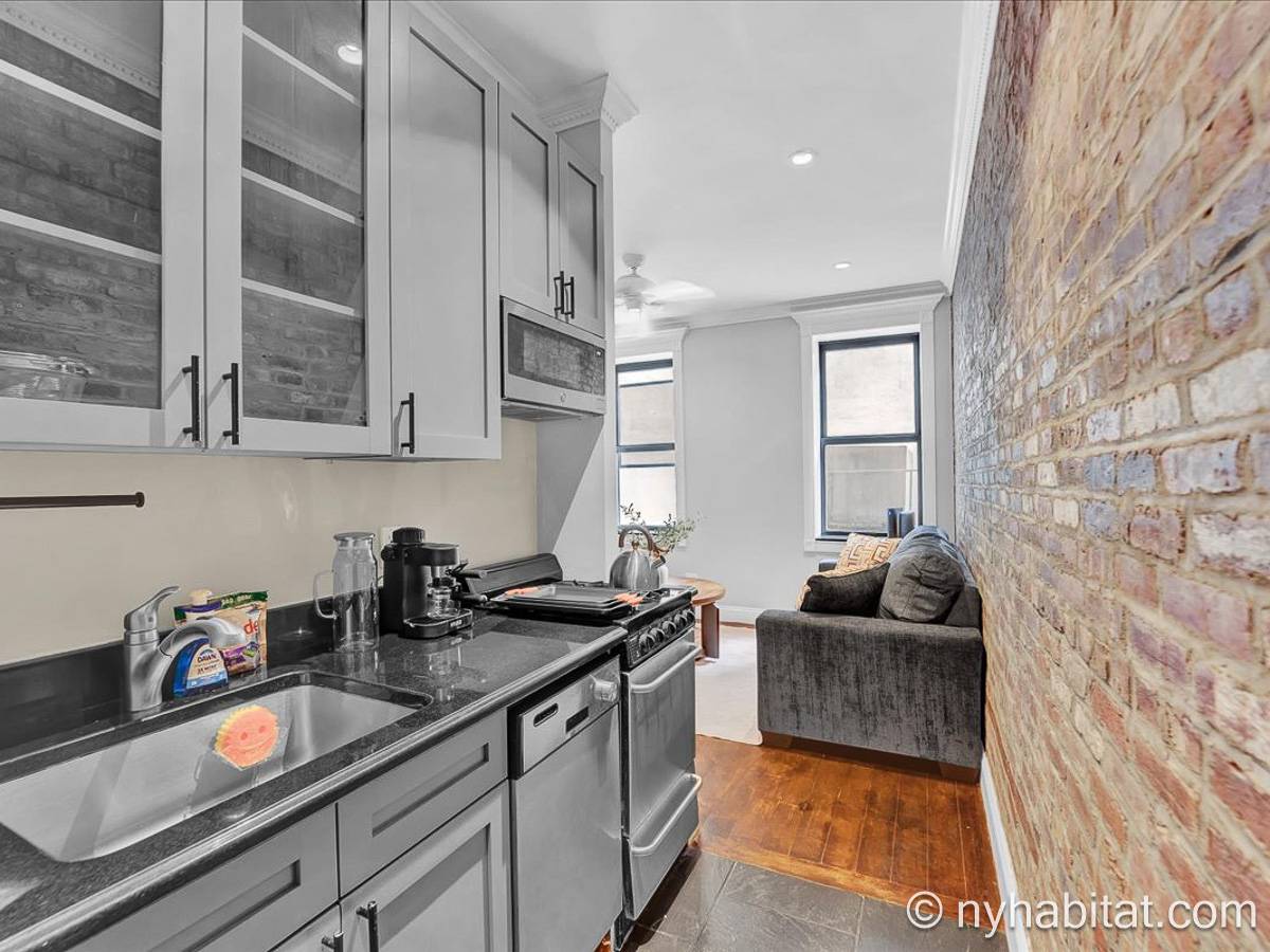 Kitchen - Photo 2 of 4