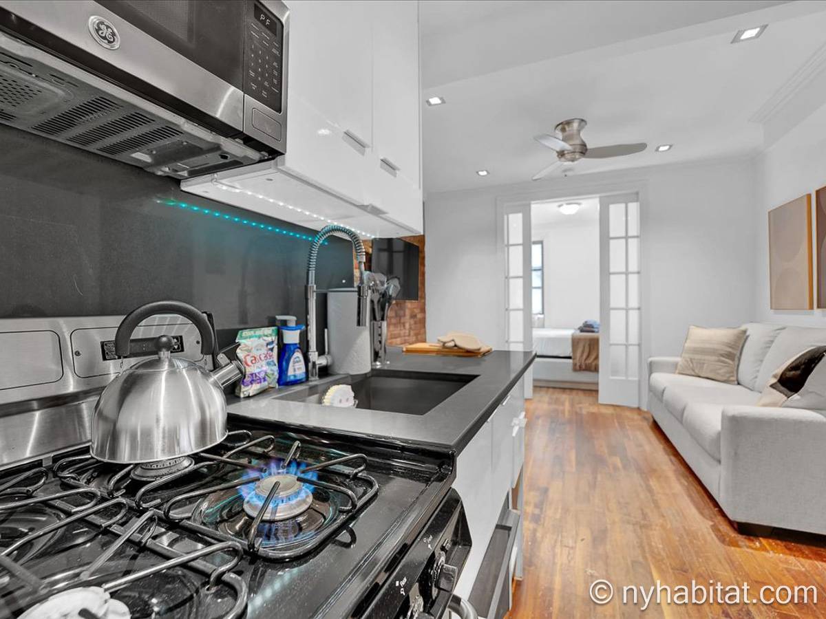 Kitchen - Photo 5 of 5