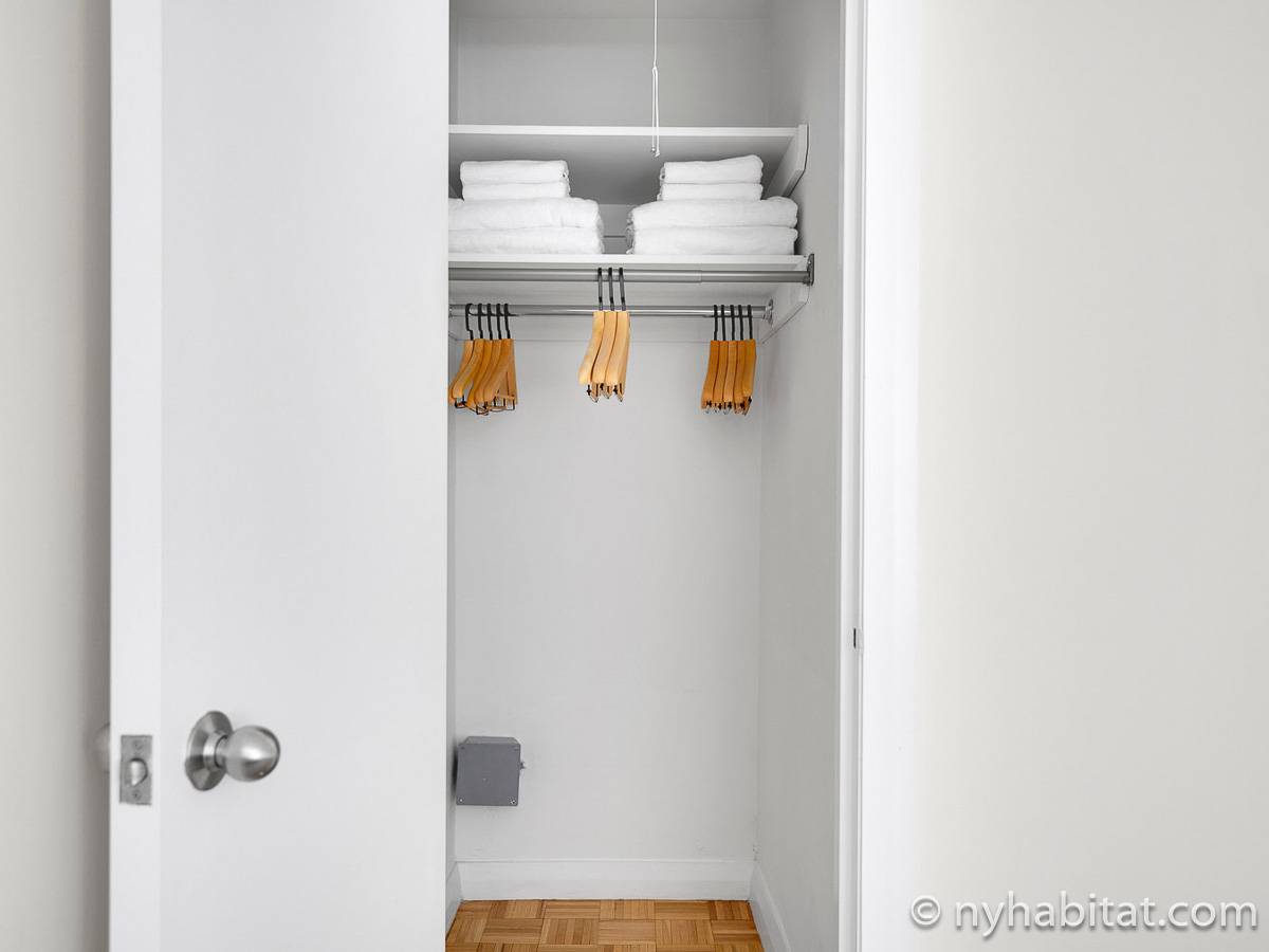 Bedroom - Photo 4 of 4 Bedroom - Photo 4 of 4