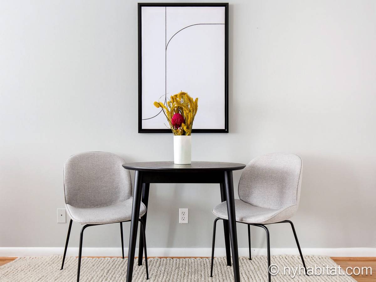 Wohnzimmer - Photo 3 von 3