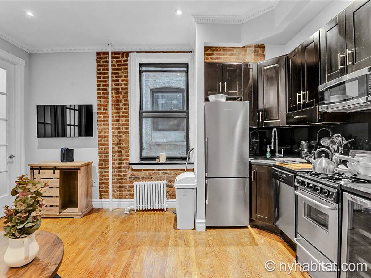 Kitchen - Photo 1 of 3