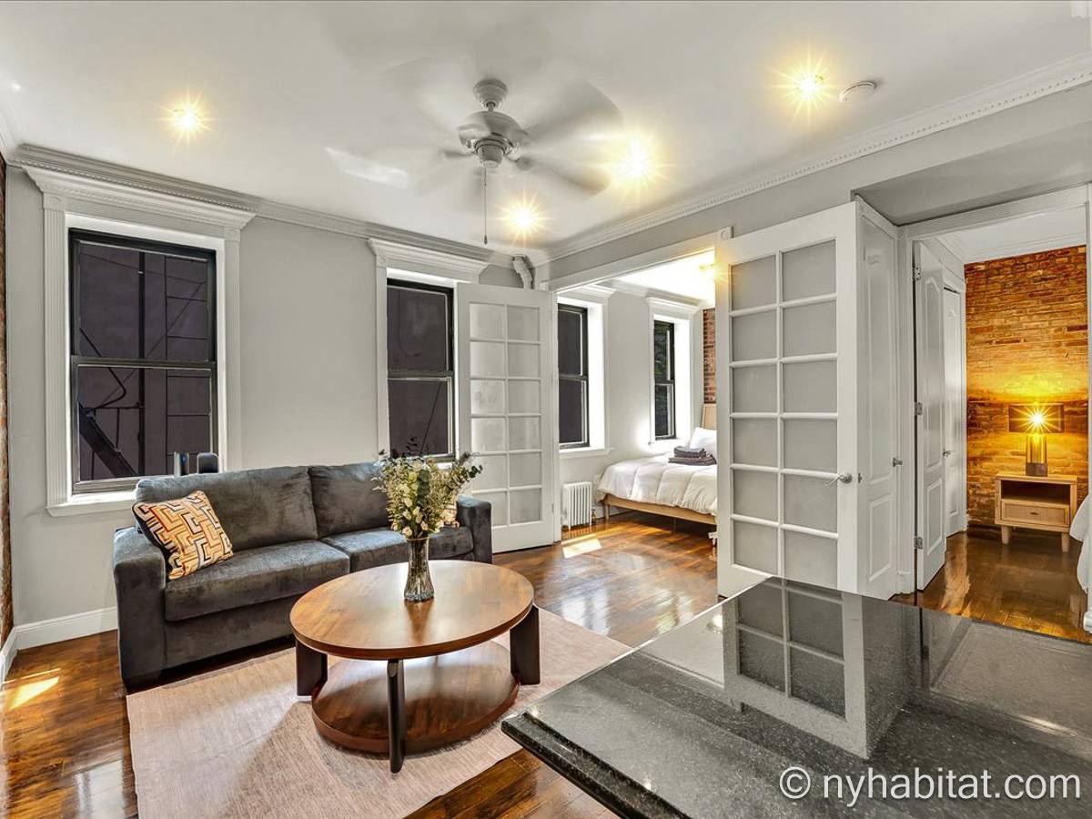 Living room 1 - Photo 2 of 7