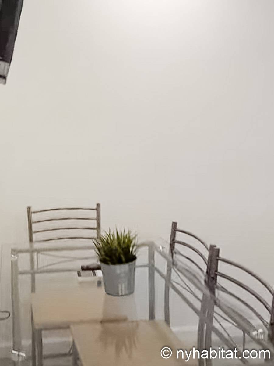 Wohnzimmer - Photo 4 von 4