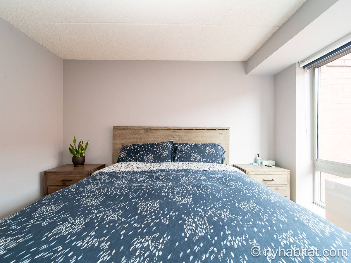 Bedroom - Photo 3 of 5