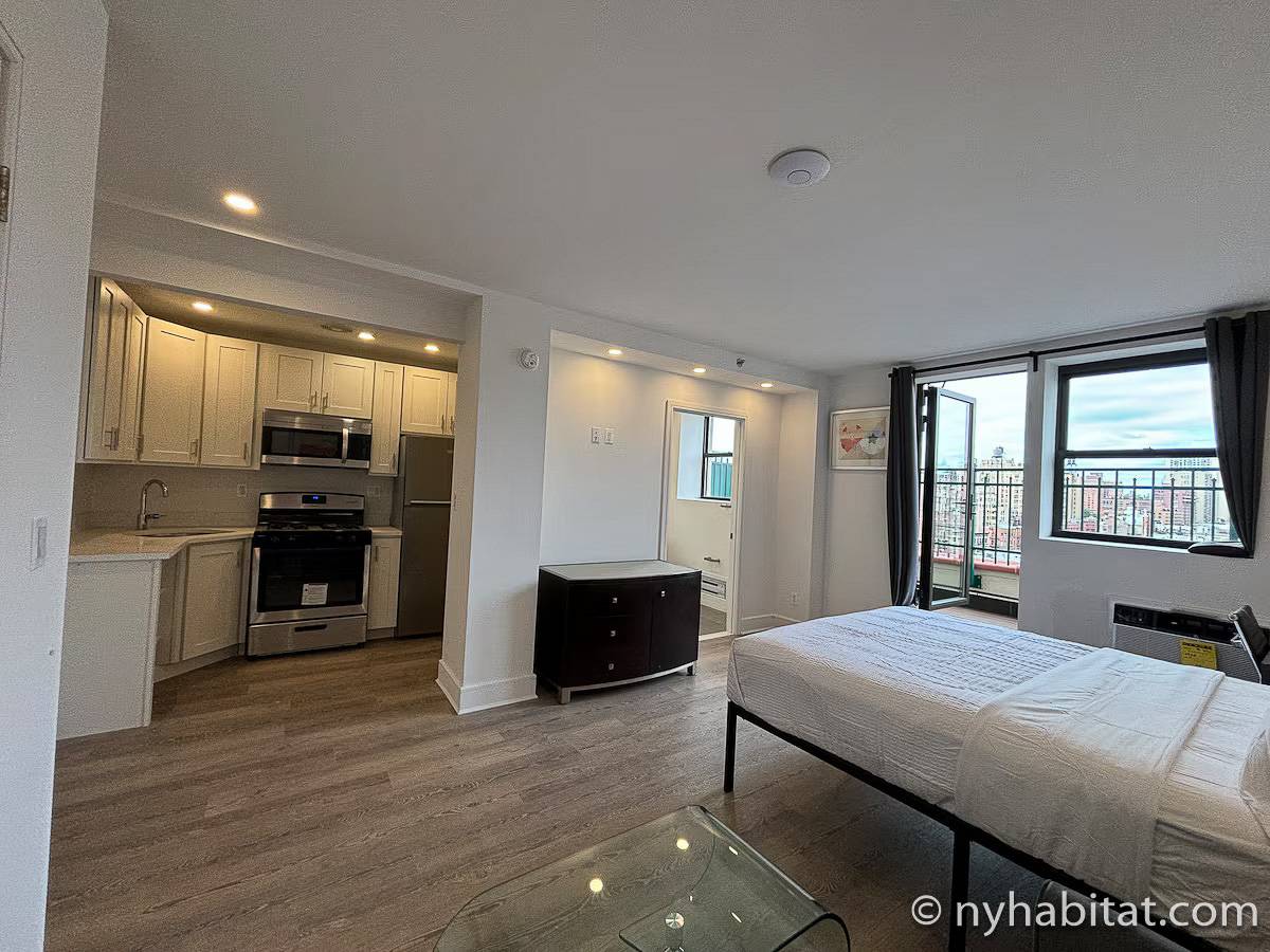 Living room - Photo 2 of 6