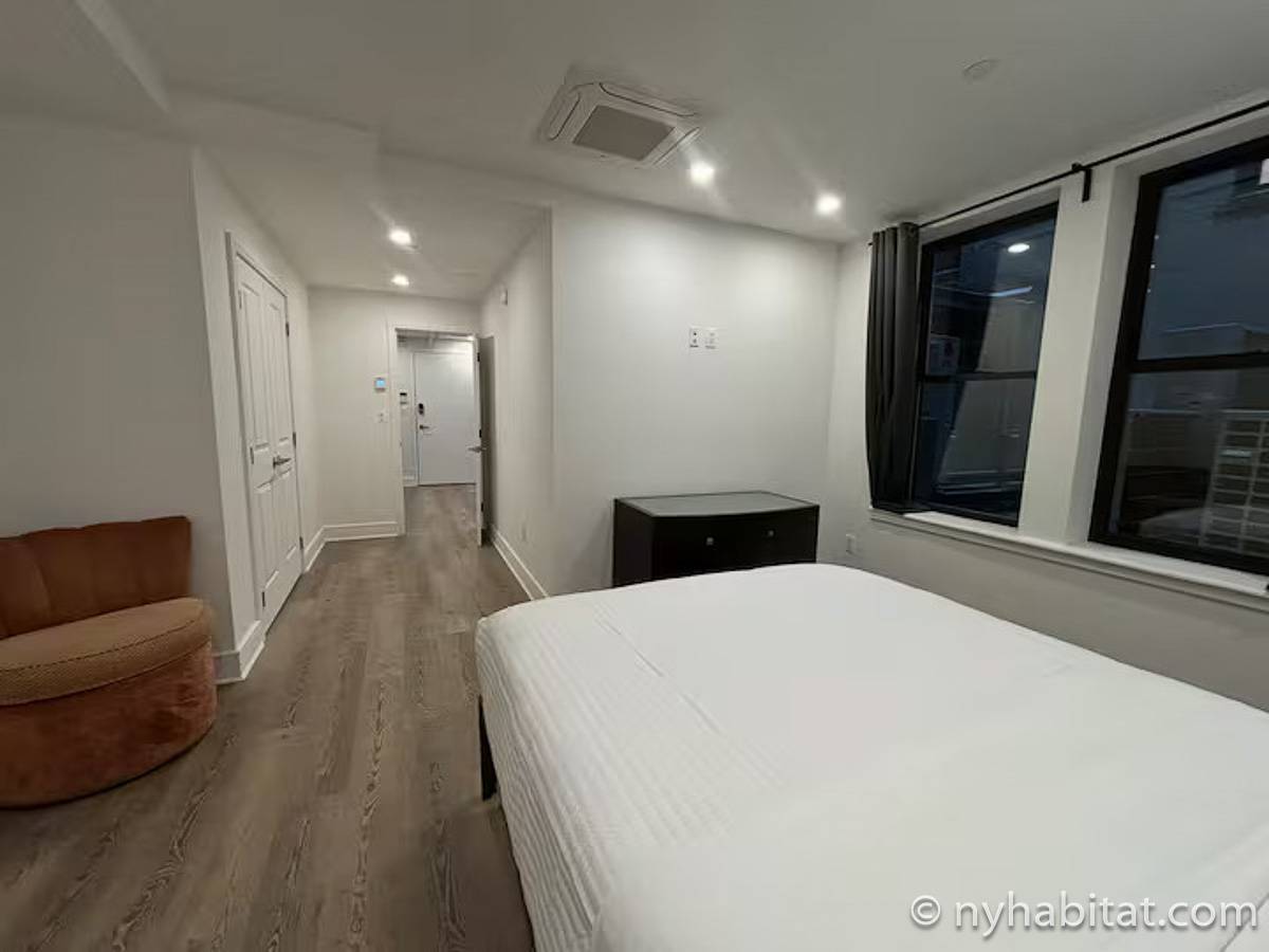 Bedroom - Photo 3 of 3