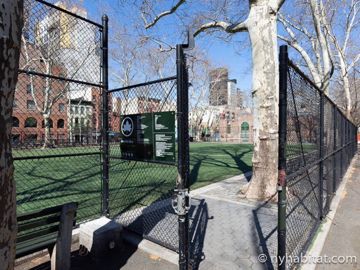 Andere - Photo 4 von 6 Andere - Photo 4 von 6