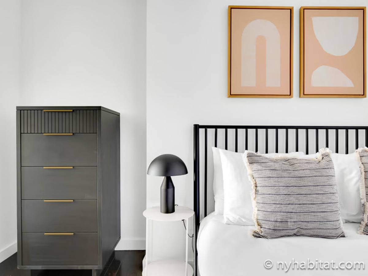 Schlafzimmer - Photo 3 von 3 Schlafzimmer - Photo 3 von 3