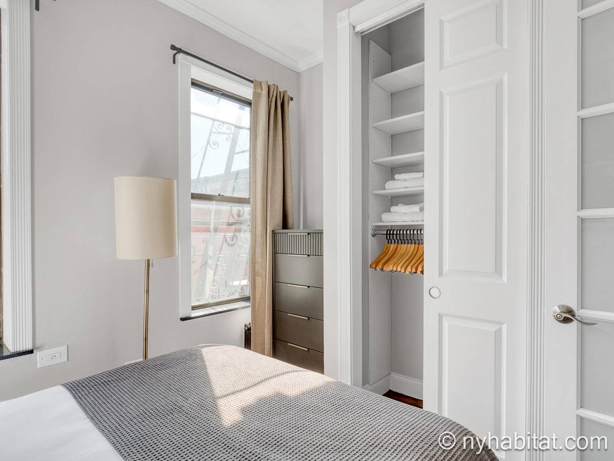 Schlafzimmer 1 - Photo 3 von 3