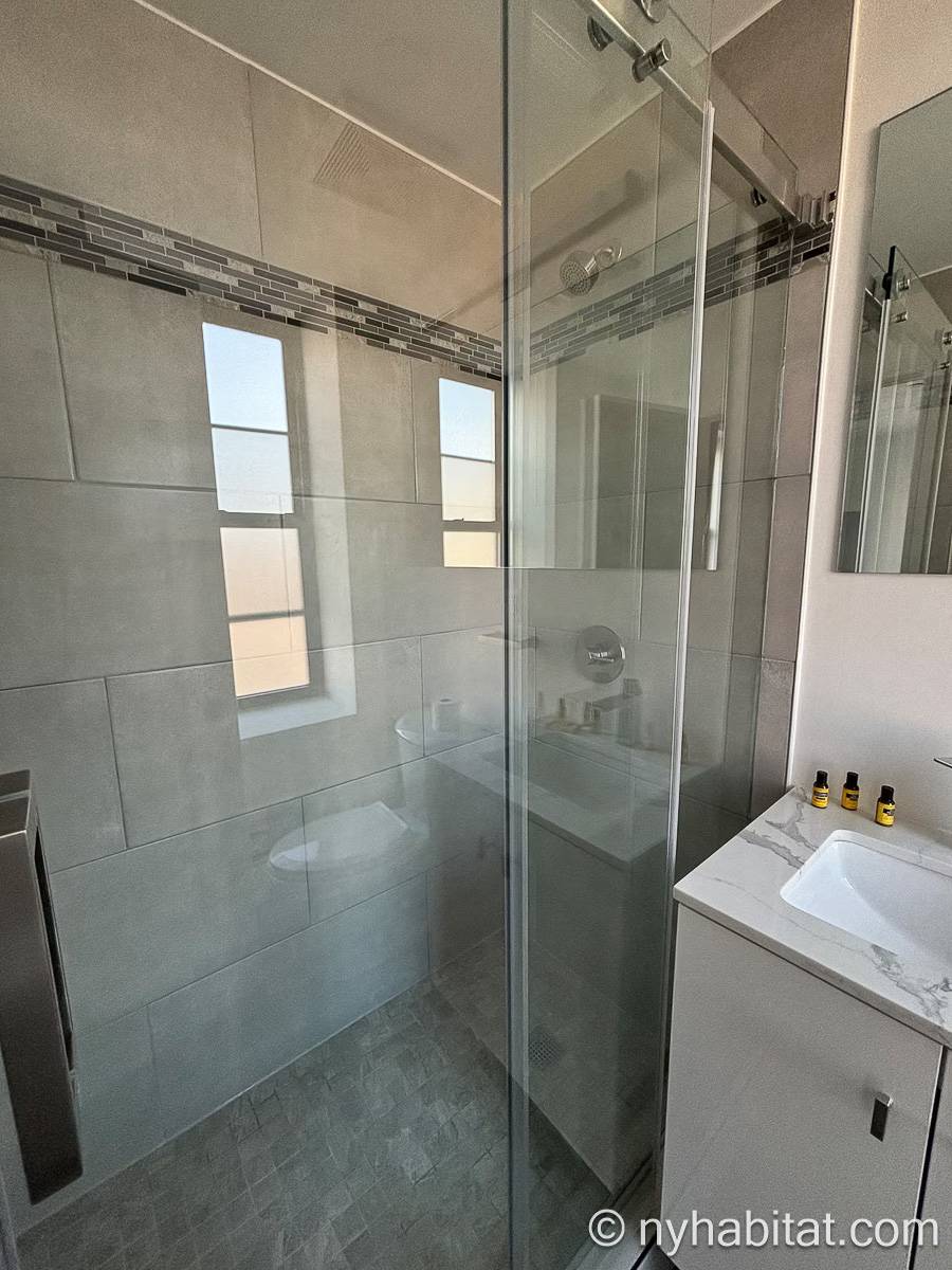 Badezimmer - Photo 1 von 1