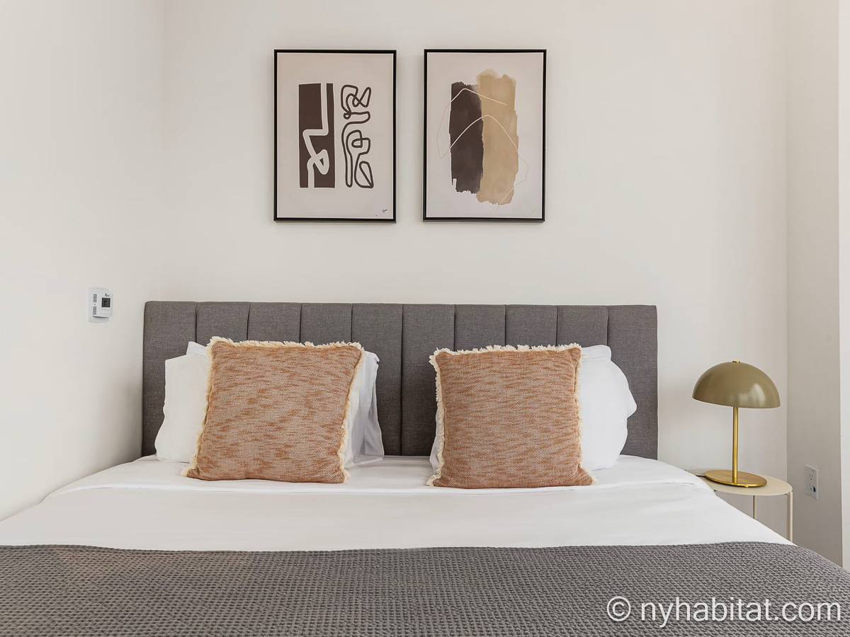 Camera 1 - Photo 2 di 5