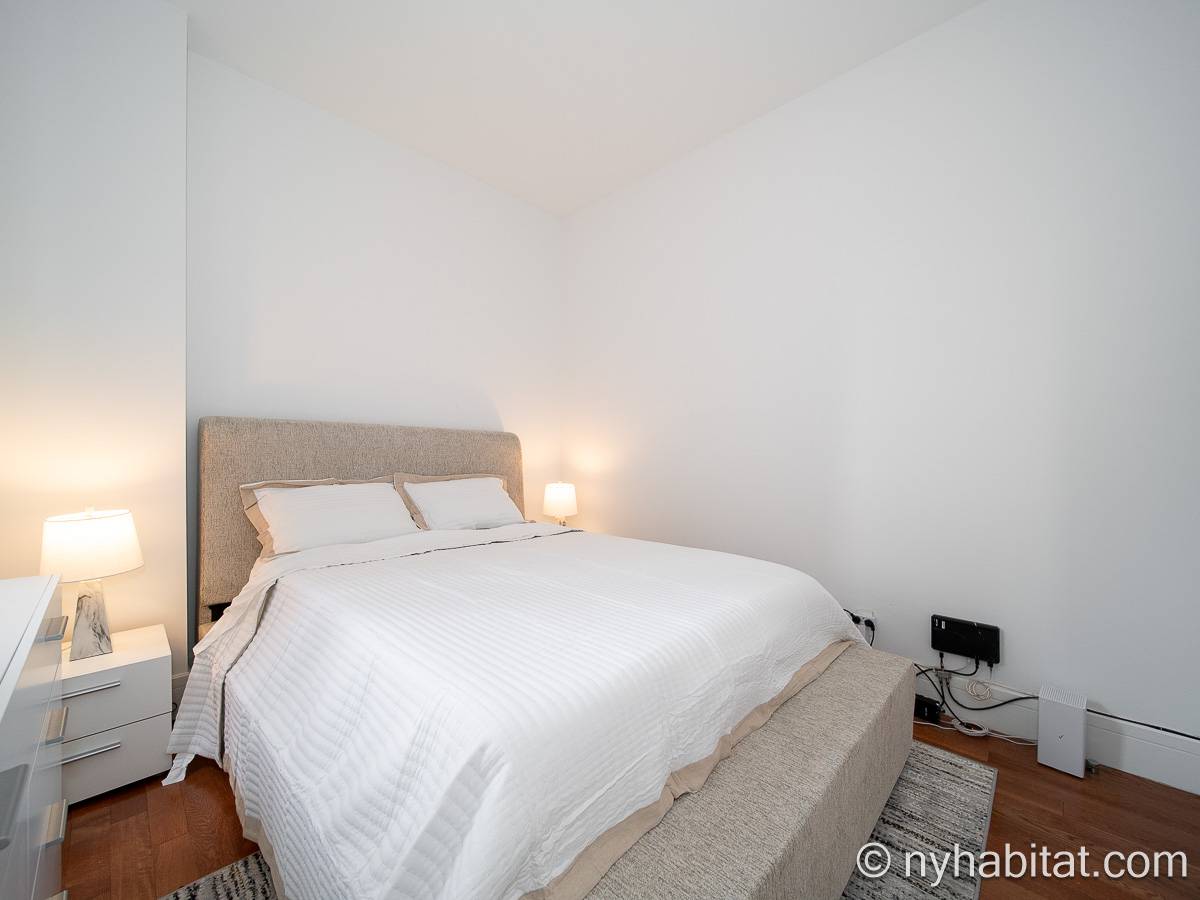 Bedroom - Photo 4 of 5