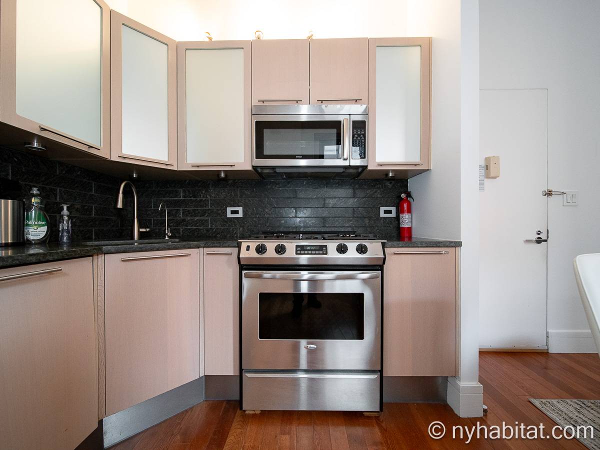 Kitchen - Photo 2 of 4