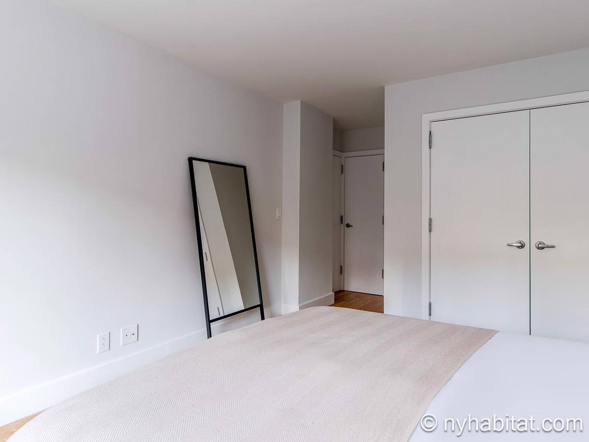 Schlafzimmer 2 - Photo 3 von 4 Schlafzimmer 2 - Photo 3 von 4