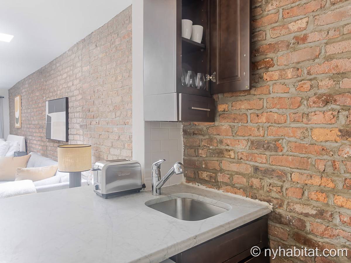 Kitchen - Photo 4 of 4