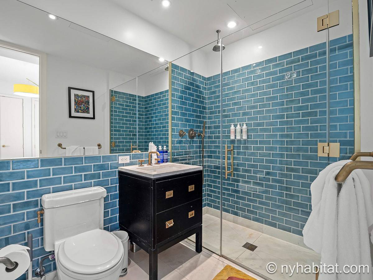 Bathroom 2 - Photo 1 of 2