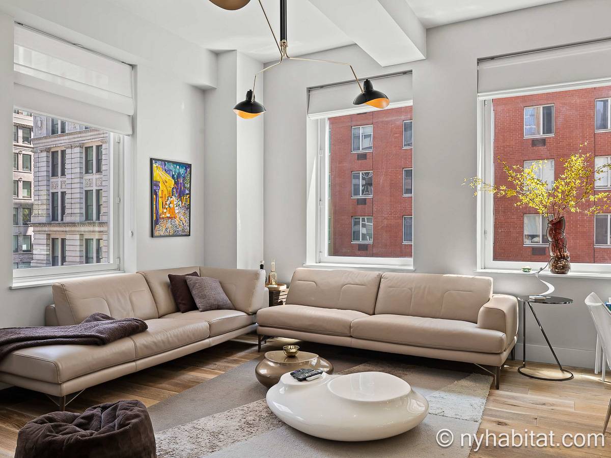 Living room - Photo 2 of 3