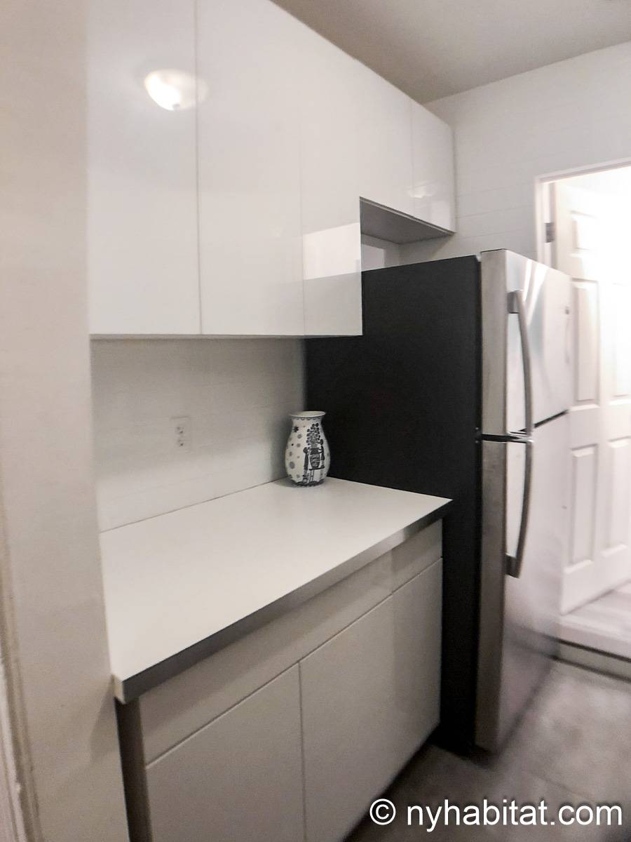 Kitchen - Photo 3 of 3