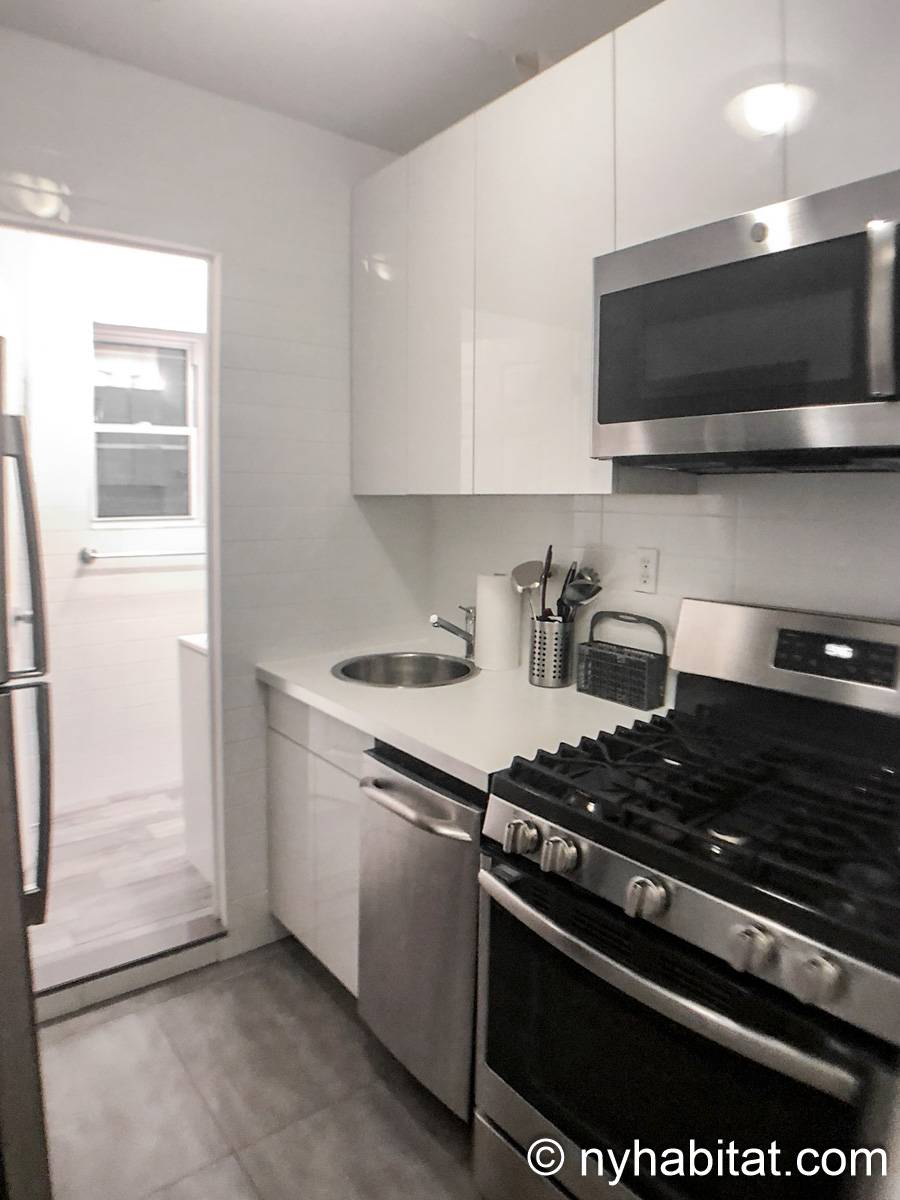 Kitchen - Photo 2 of 3