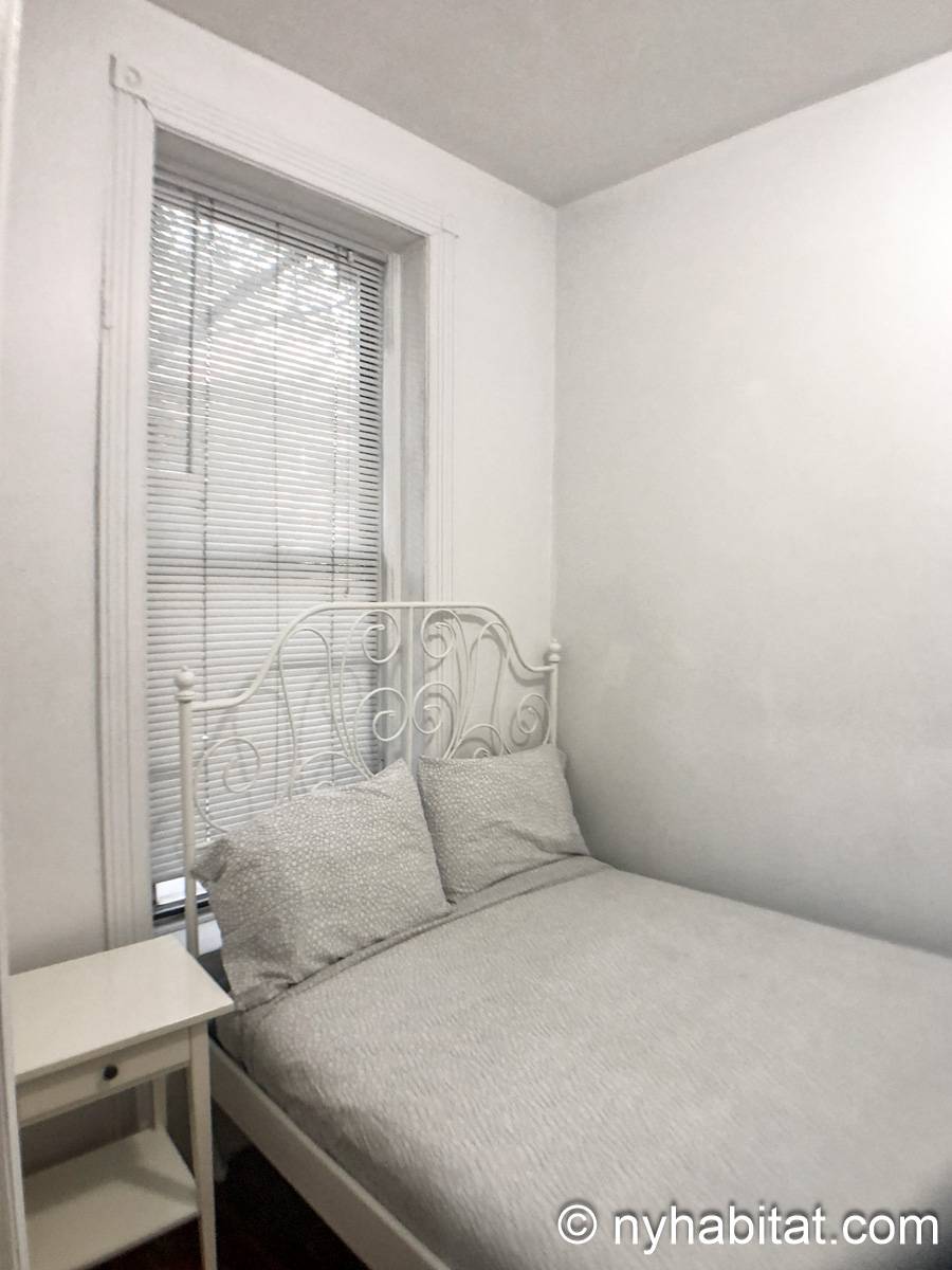 Bedroom 3 - Photo 2 of 2