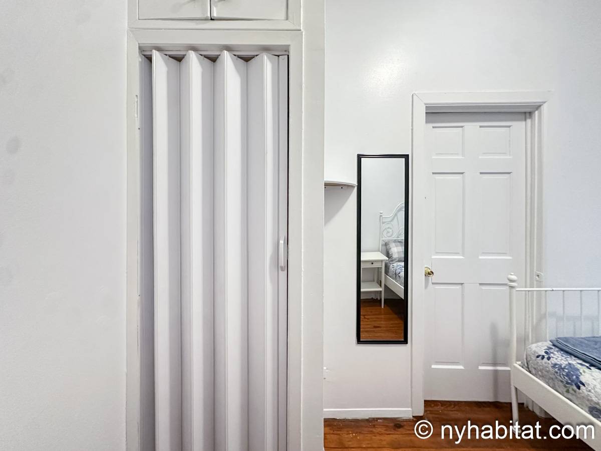 Bedroom 3 - Photo 5 of 6