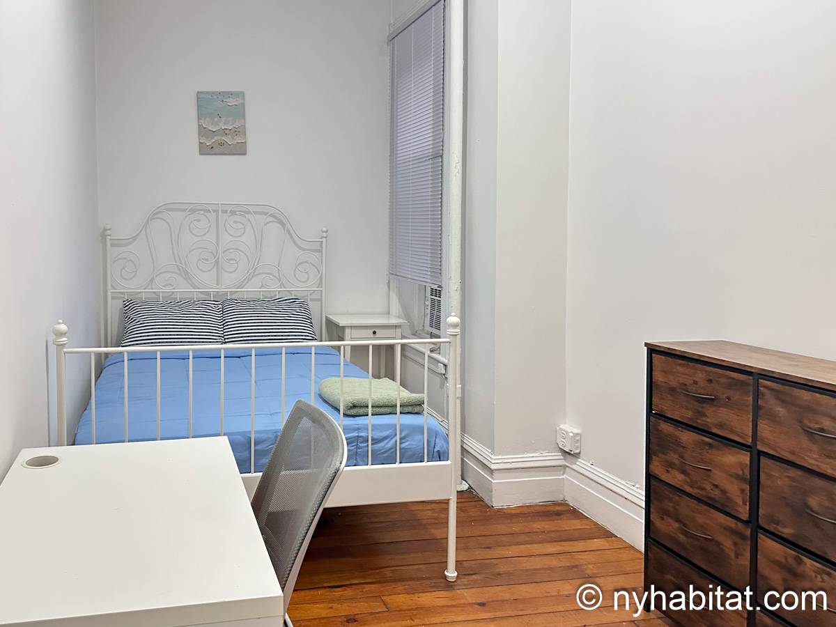 Bedroom 2 - Photo 1 of 6