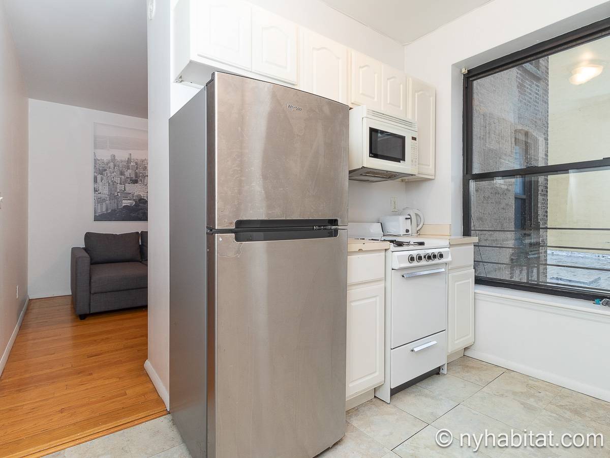 Kitchen - Photo 1 of 3