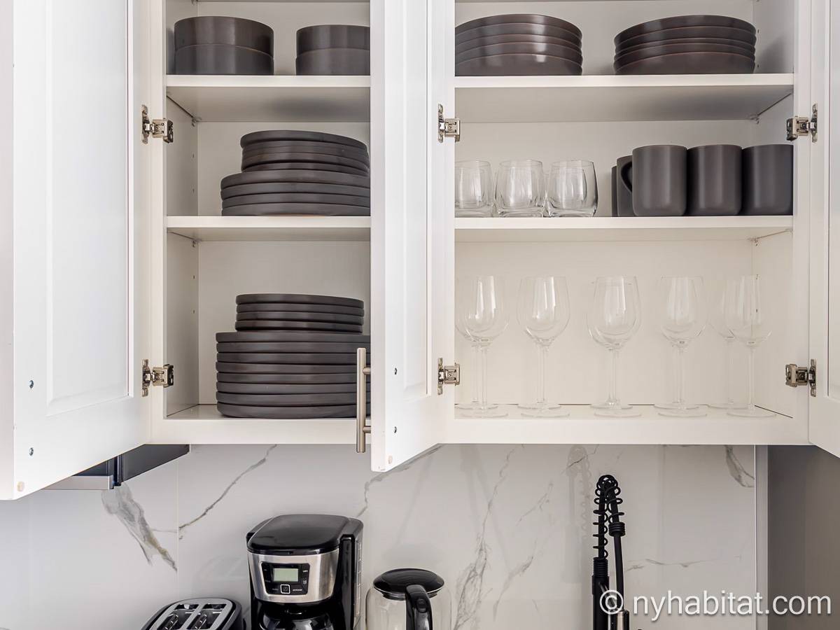 Kitchen - Photo 2 of 2