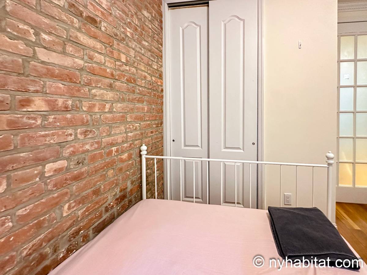 Bedroom 2 - Photo 3 of 4