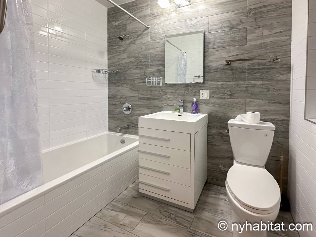 Bathroom 2 - Photo 1 of 3