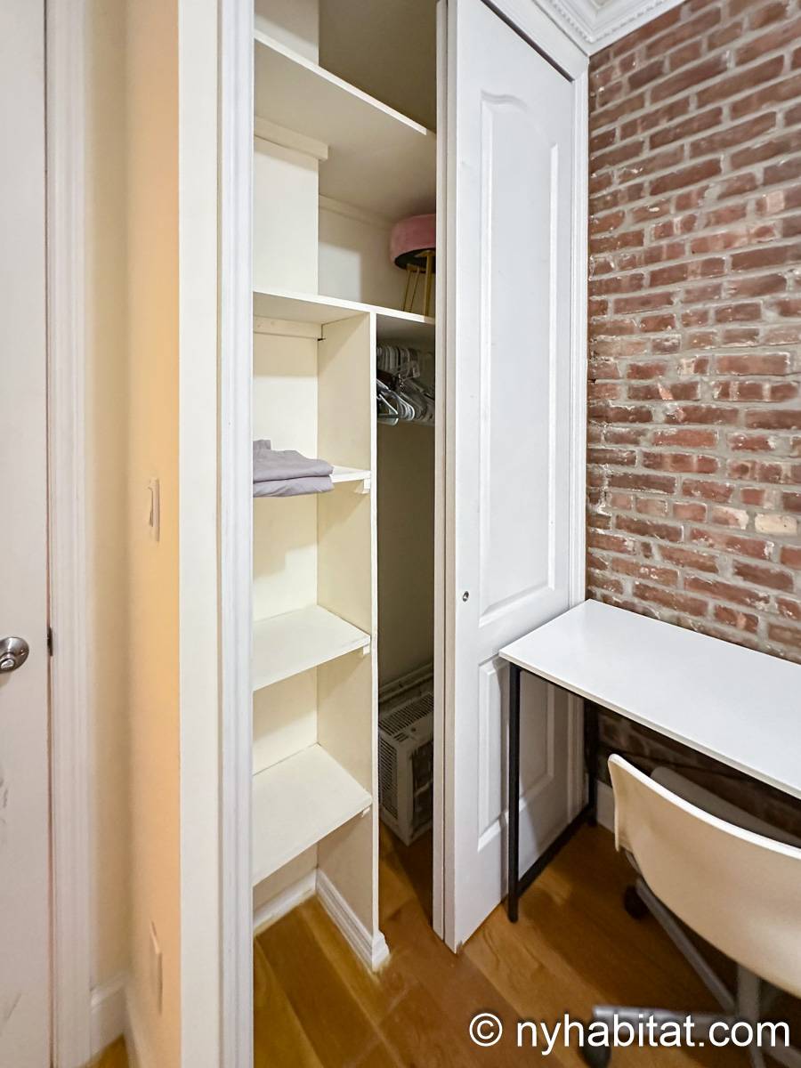 Bedroom 3 - Photo 4 of 5