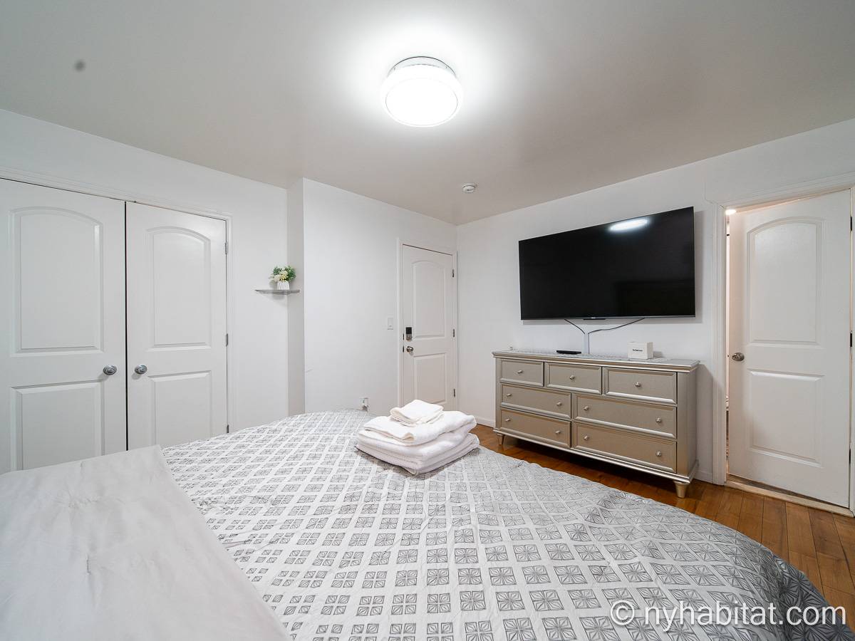 Bedroom 1 - Photo 4 of 6